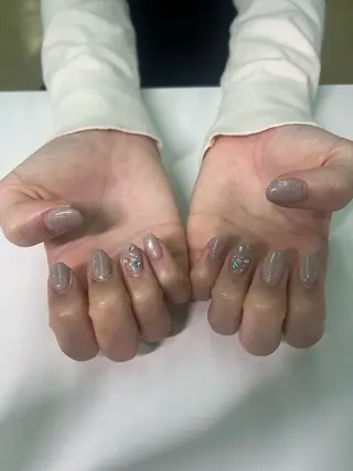 ネイル 髙橋 桃彩のネイルデザイン