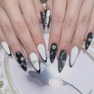 ネイル Queen‘s なんのネイルデザイン