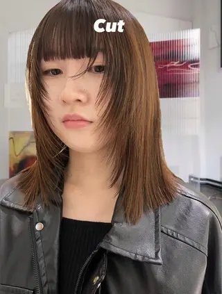 ミディアム JUURI- Shionのヘアスタイル