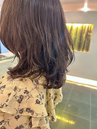 セミロング パーマ チーフデザイナー 若林　麻衣のヘアスタイル