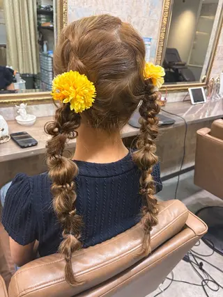 ロング 前田 みのりのヘアスタイル