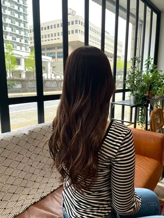 ロング カラー 上島 未緒のヘアスタイル