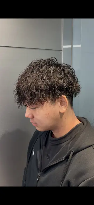 パーマ メンズ メンズパーマは私一択 佐藤有紀のヘアスタイル