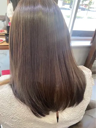セミロング カラー 神谷 亜結美のヘアスタイル