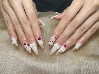 ネイル 福士 奈奈のネイルデザイン