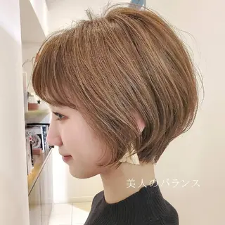 ショート 中高下 由真のヘアスタイル