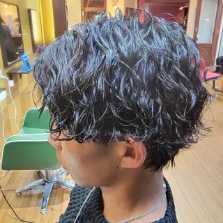 メンズ 特殊パーマ 片山恭兵のヘアスタイル