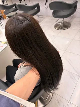 ロング カラー 楽人🥨ミルクティー /縮毛🥨のヘアスタイル