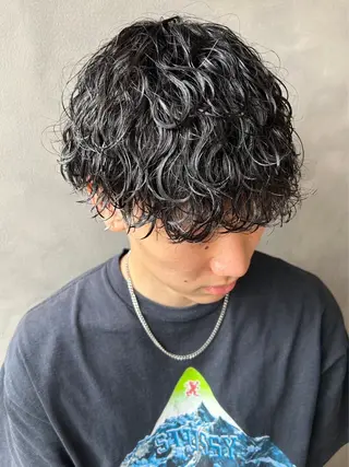 ショート パーマ メンズ 長谷川 啓吾のヘアスタイル