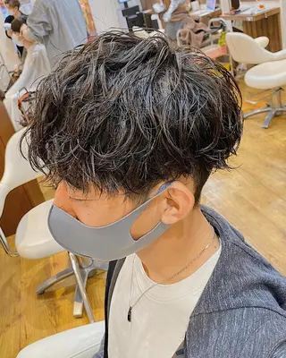 パーマ メンズ 原田 涼矢のヘアスタイル
