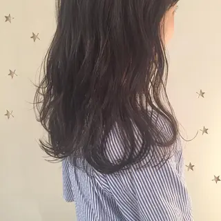 ミディアム 市川 千夏のヘアスタイル
