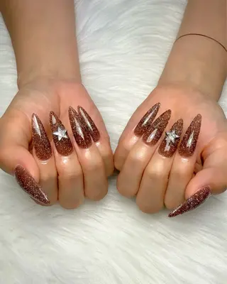 ネイル Lino+ ネイル&よもぎ蒸しのネイルデザイン