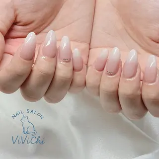 ネイル ViViChi 梨帆のネイルデザイン