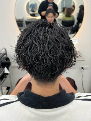 ショート パーマ メンズ メンズパーマ特化/髪 質改善艶カラー/椿原のヘアスタイル