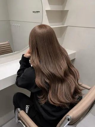 ロング カラー ヘアアレンジ 🫧新宿 透明感 カラー/サスケ🫧のヘアスタイル
