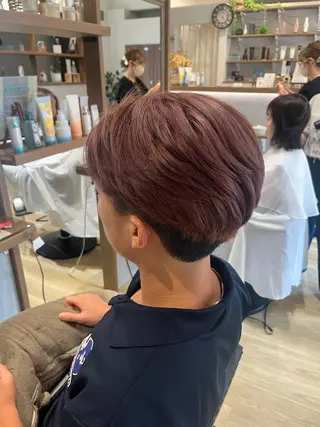 ショート ケアブリーチカラー 樋口 莉奈のヘアスタイル