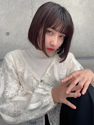 ミディアム カラー ヘアアレンジ 🪞official THREE 横浜🎀のヘアスタイル