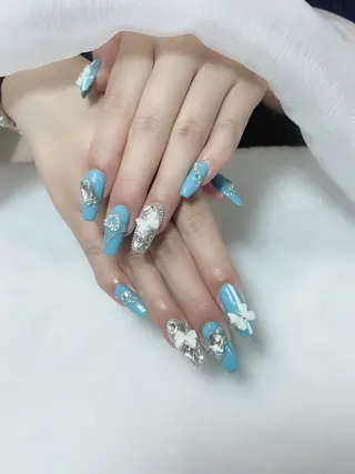 ネイル Amina nail salonのネイルデザイン