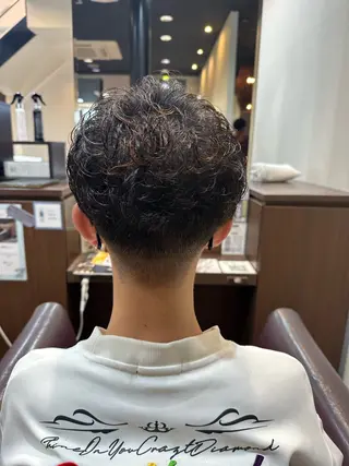 パーマ 岡嶋 菜々子のヘアスタイル