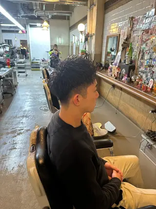 ショート パーマ メンズ モチヅキ タツキのヘアスタイル