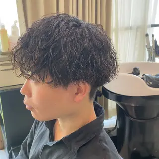 パーマ メンズ ナツハラ サトシのヘアスタイル