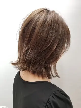 ミディアム カラー 青木 美幸のヘアスタイル