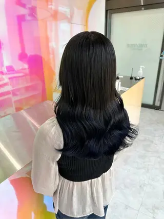 ロング カラー パーマ ヘアアレンジ 透明感ブリーチカラー 🌈TOMOHIROのヘアスタイル