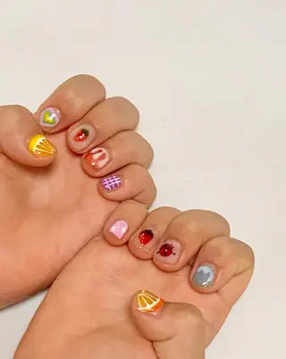 ネイル うるま市サロン Yuko Izawaのネイルデザイン
