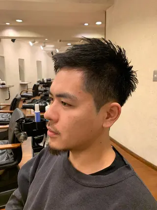 ショート メンズ 倉山 将貴のヘアスタイル
