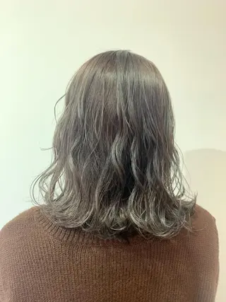 ミディアム 大宮/山口 竣也のヘアスタイル