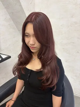 ロング カラー 天神最安値エクステ カラーレイヤーカットのヘアスタイル