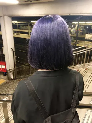 カラー white.梅田 デザインカラー🦄のヘアスタイル