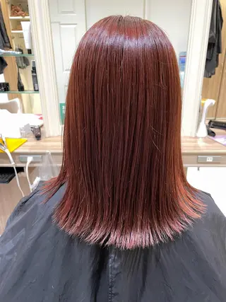 ミディアム 渡部 恭子のヘアスタイル