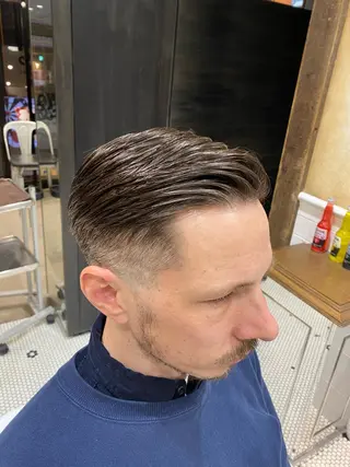 ショート メンズ 山﨑 愛也のヘアスタイル