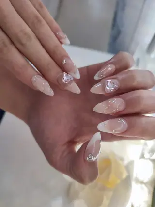 ネイル RUNWAY のネイルデザイン
