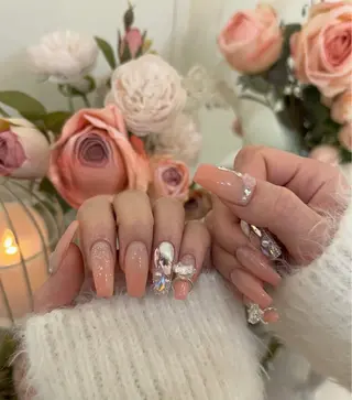 ネイル Lyna 池袋のネイルデザイン