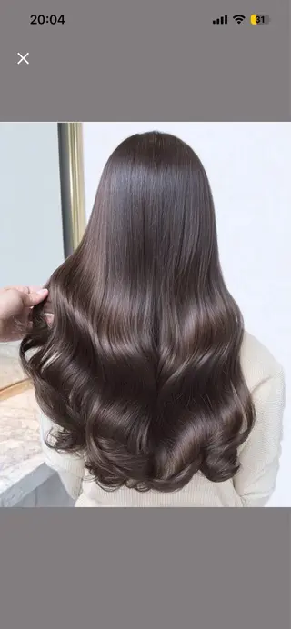ロング 韓国×艶ハイトーンが かわいい✨️リオ🍒のヘアスタイル