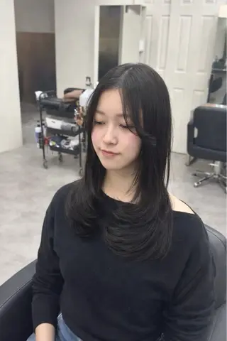 ロング 🫧とぅるん艶髪🫧 透明感カラー×猿渡のヘアスタイル