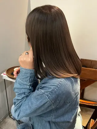 セミロング カラー room3小出 奈央子のヘアスタイル