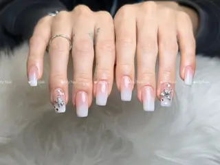 ミディアム My Nail Salonのネイルデザイン