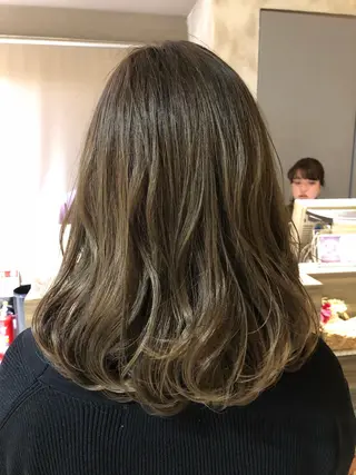 ミディアム カラー ＡＩMEN 早稲田店のヘアスタイル
