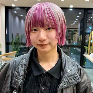 ミディアム カラー 艶ブリーチカラー✨ ボブレイヤーSakiのヘアスタイル