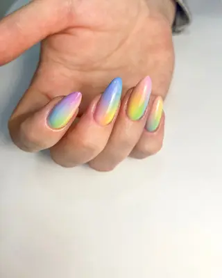 ネイル maninail iswaのネイルデザイン