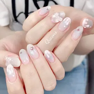 ネイル Queens テイのネイルデザイン