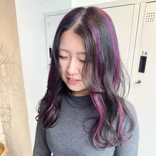 セミロング カラー デザインカラー/パー マ🦖外岡咲希🦖のヘアスタイル