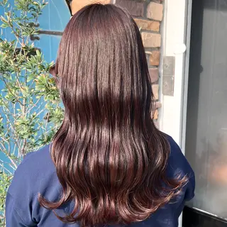 ロング カラー 伊藤 玲衣のヘアスタイル