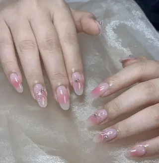 ネイル はる🎀ネイル& アイラッシュ🐈⬛のネイルデザイン