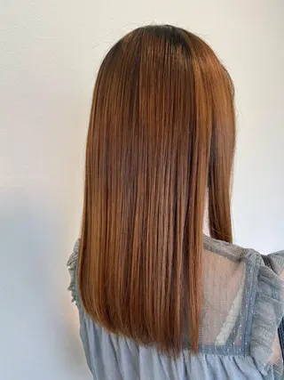 セミロング 透け感カラー/ momo🦕のヘアスタイル