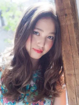 セミロング カラー パーマ amie 高崎 【アミ】のヘアスタイル