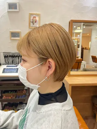 ショート カラー 襟足でお悩みの方✂︎ くびれ職人ハシモトのヘアスタイル